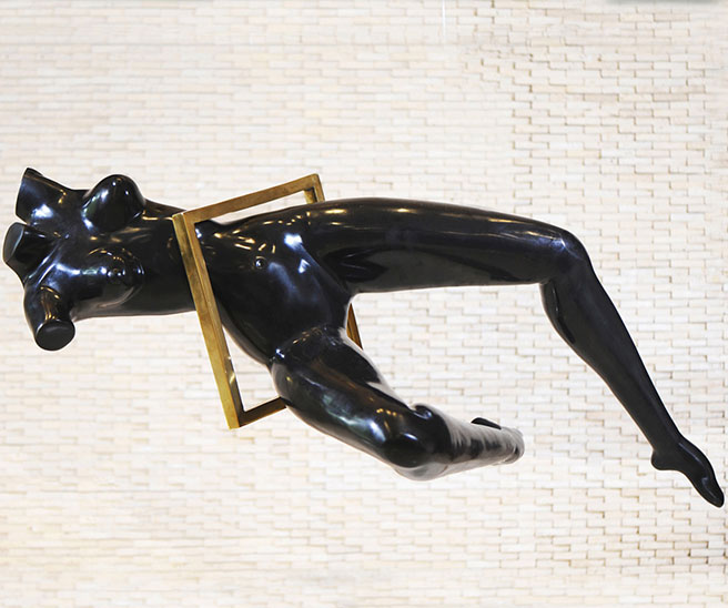 Ligereza, Escultura