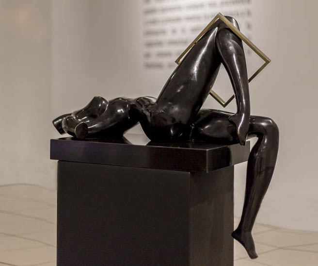 Meditación, Escultura